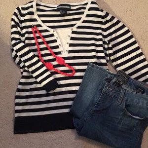 Navy and white three quarter length top